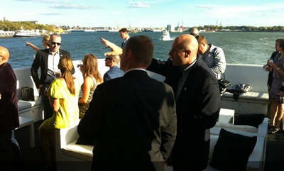 Manhattan motor yacht Cloud 9 IV fantail